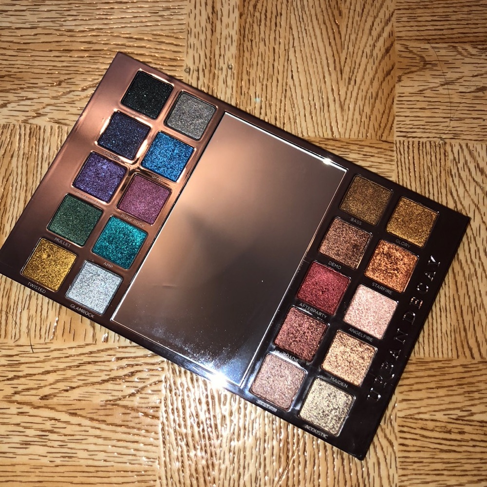 Urban Decay HeavyMetals Metallic Eyeshadow Pallete